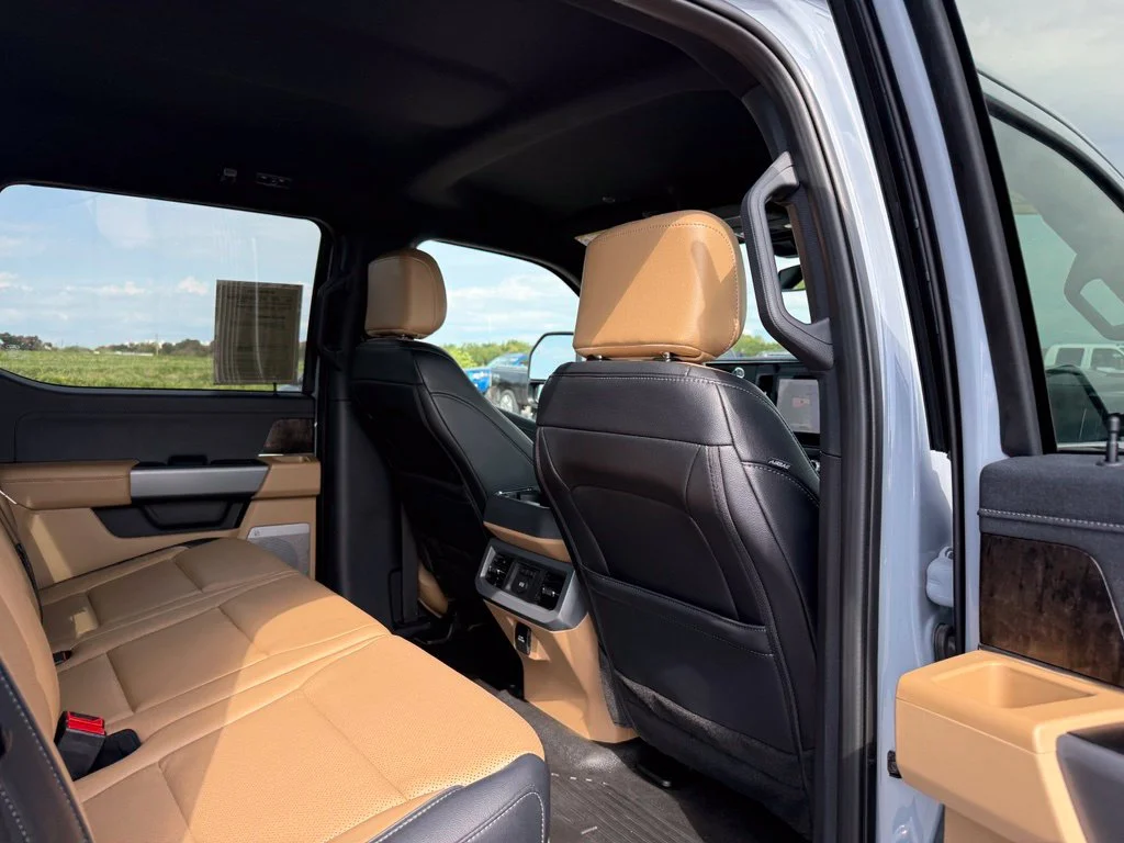 Used 2025 Gray Ford Lariat image 32