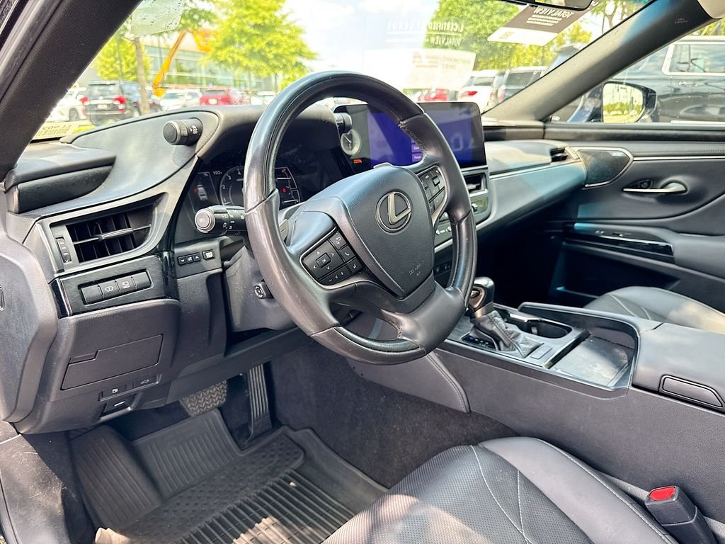 Used 2024 Black Lexus 350 Ultra Luxury image 20
