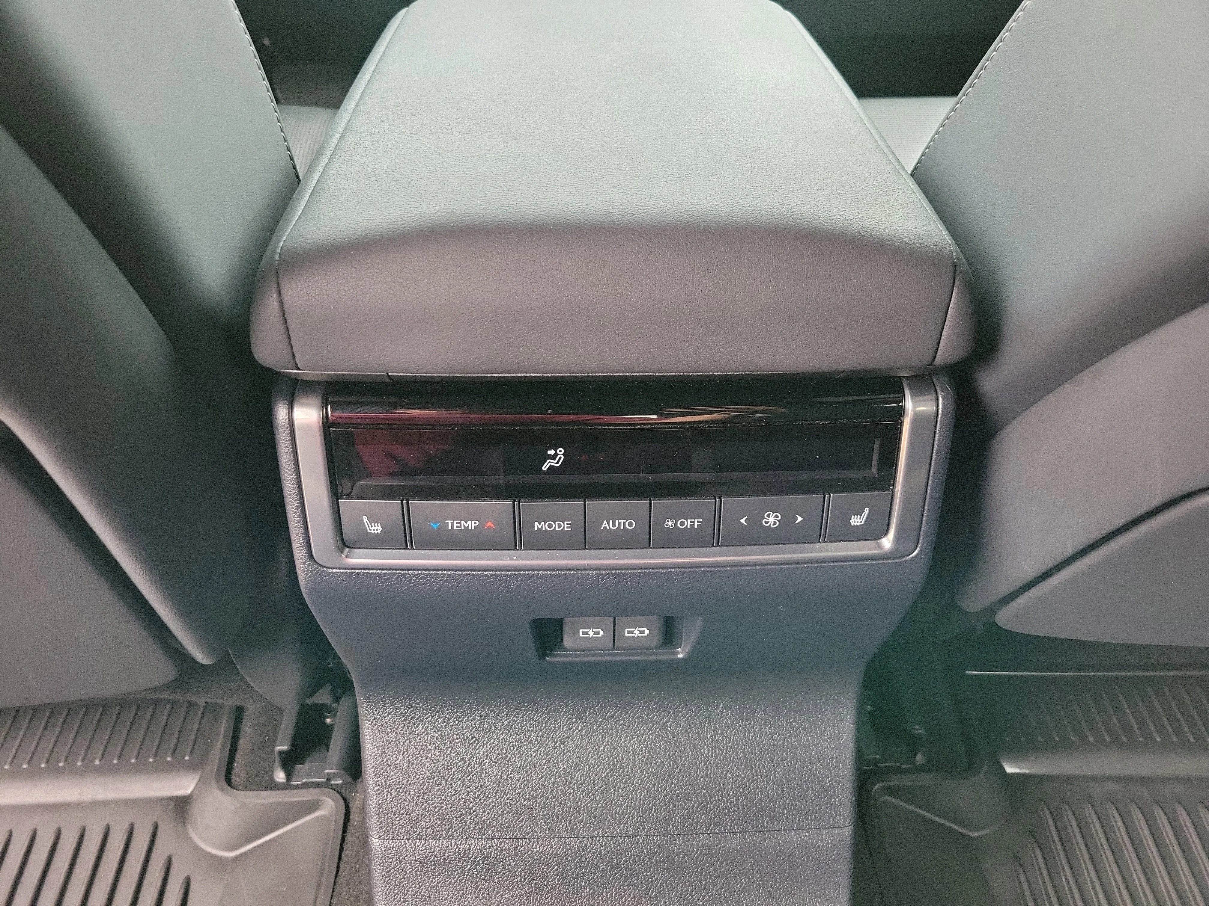 Used 2024 Blue Lexus GX 550 Luxury+ image 11