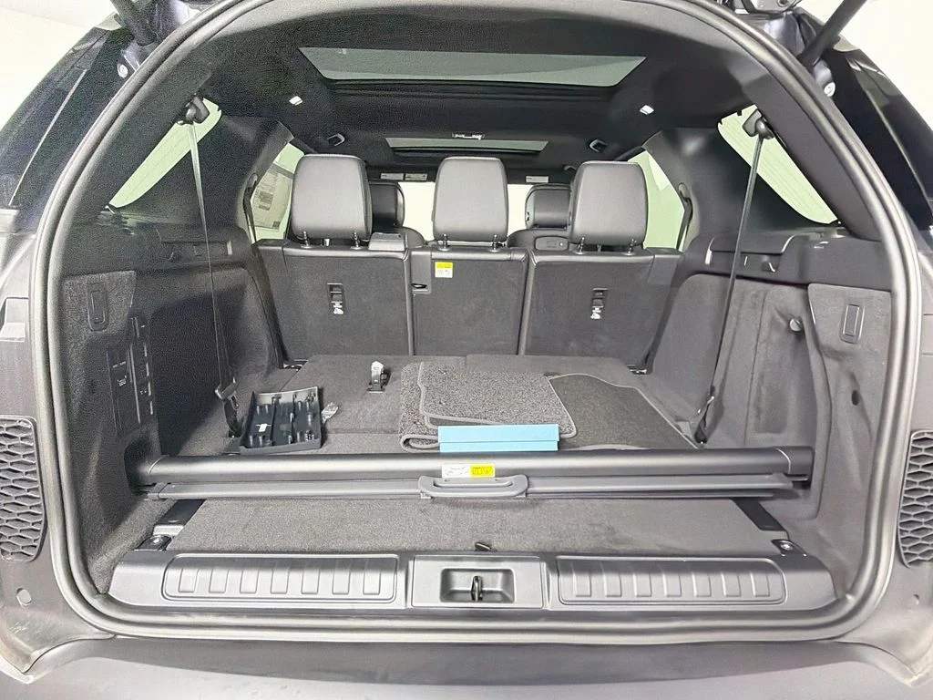New 2026 Varesine Blue Land Rover S image 28