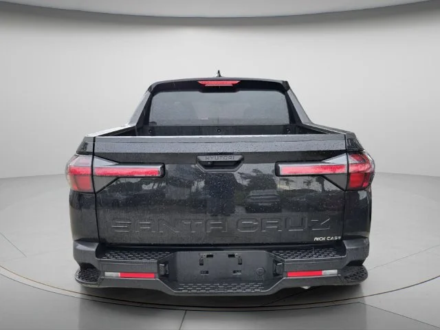 Used 2025 Black Hyundai SEL image 5