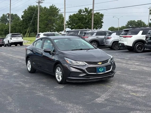 Used 2016 TUNGSTEN METALLIC Chevrolet LT image 7