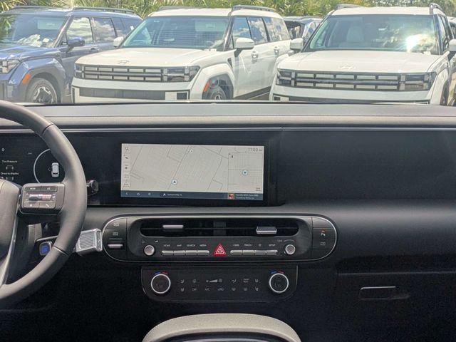 New 2026 White Hyundai SEL Premium FWD image 19