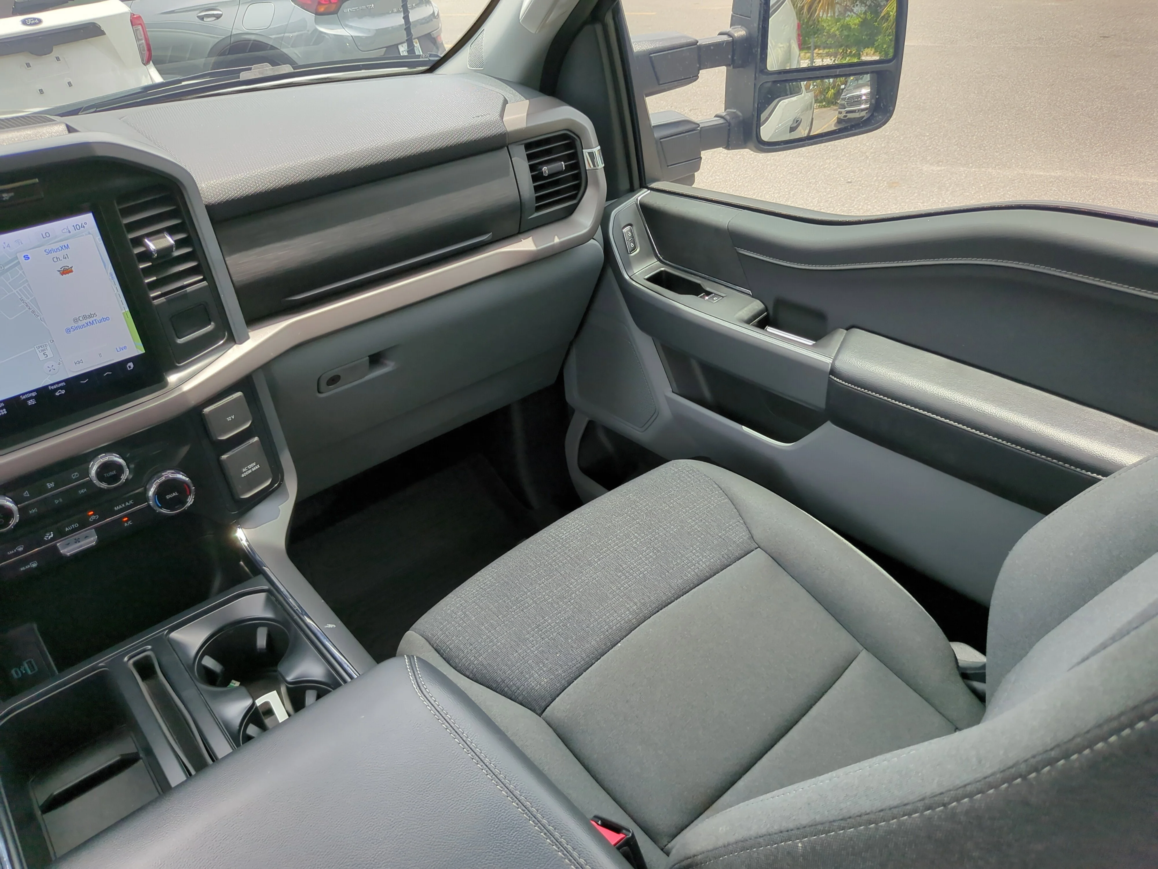 Used 2024 Avalanche Ford XLT image 20
