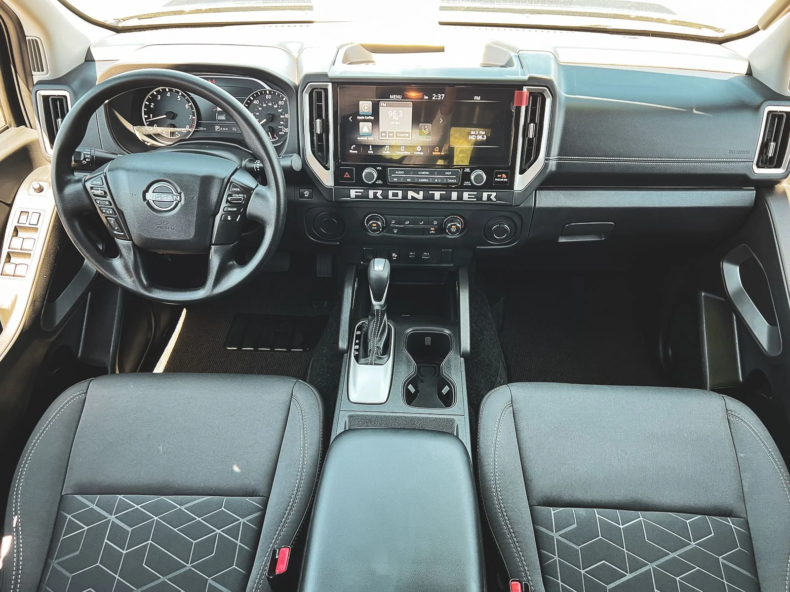2025 Nissan Frontier SV - Photo 27