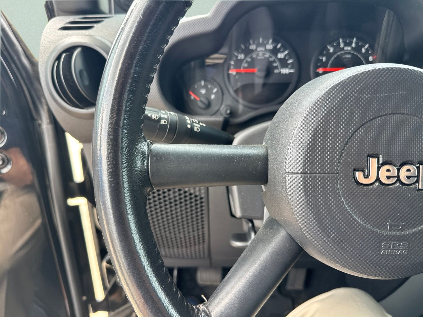 Used 2008 Black Jeep Unlimited X image 29