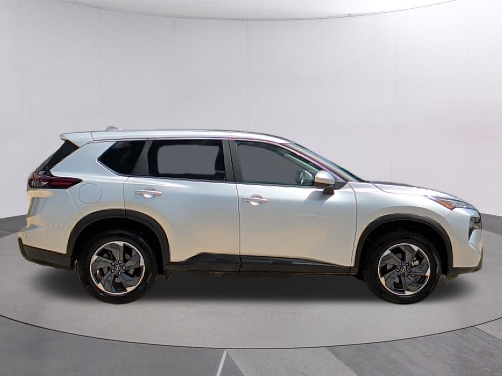 Used 2024 Brilliant Silver Metallic Nissan SV image 6