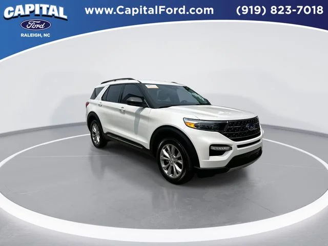 Used 2023 White Ford XLT image 2
