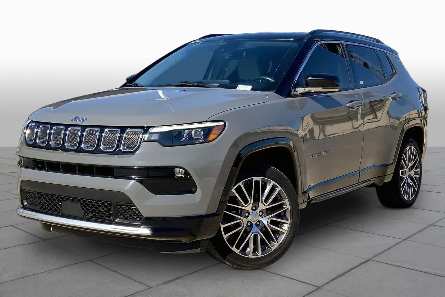 2022 Jeep Compass Limited 4X4's photo