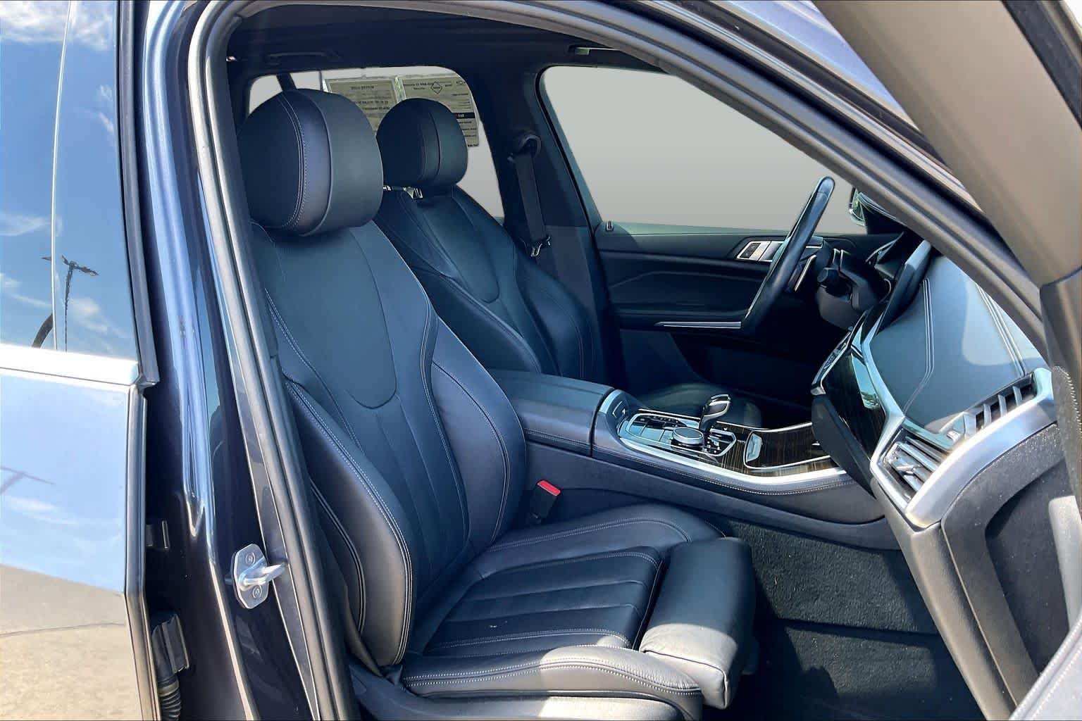 Used 2020 Arctic Gray Metallic BMW sDrive40i image 8