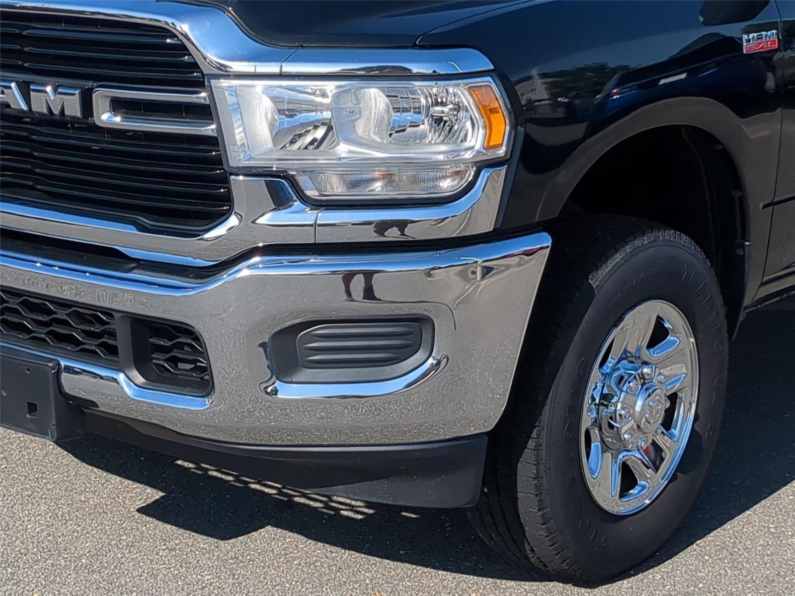 Used 2021 Diamond Black Crystal Pearlcoat Ram Big Horn image 9