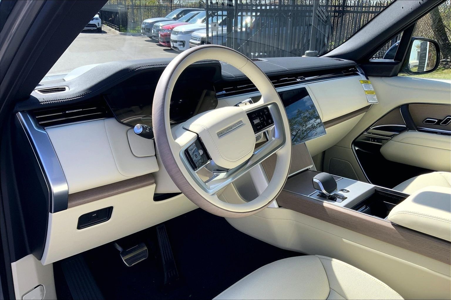 New 2026 Eiger Grey Land Rover SE 7 Seats image 8