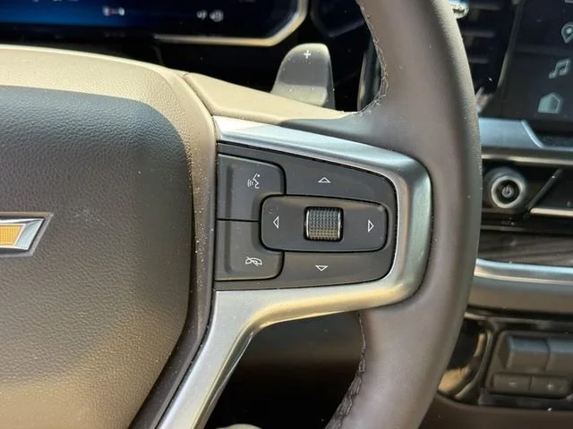 New 2026 Black Chevrolet LT image 17