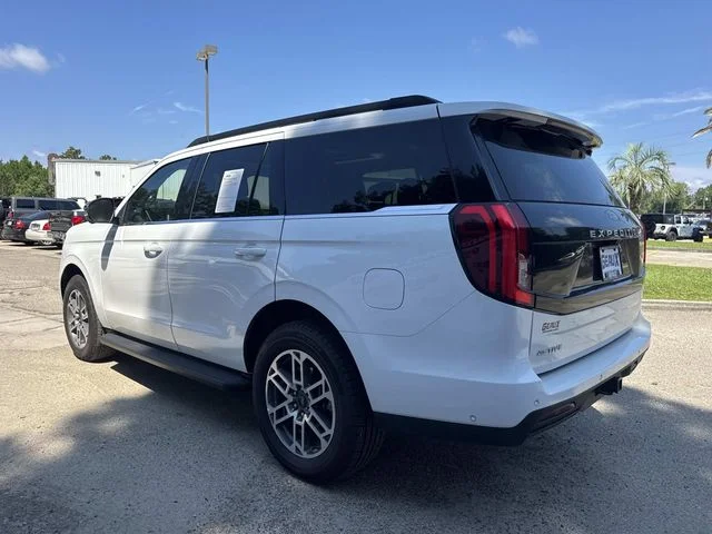 Certified Used 2025 Oxford White Ford Active image 10