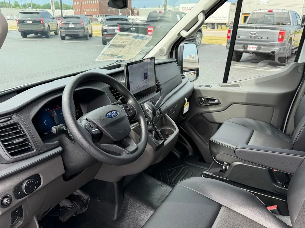 New 2026 Oxford White Ford Cargo Van image 19