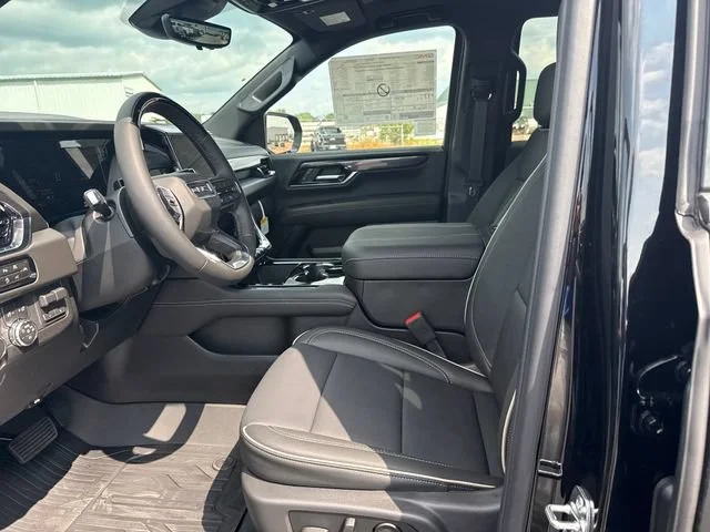 New 2026 Onyx Black GMC Elevation image 11