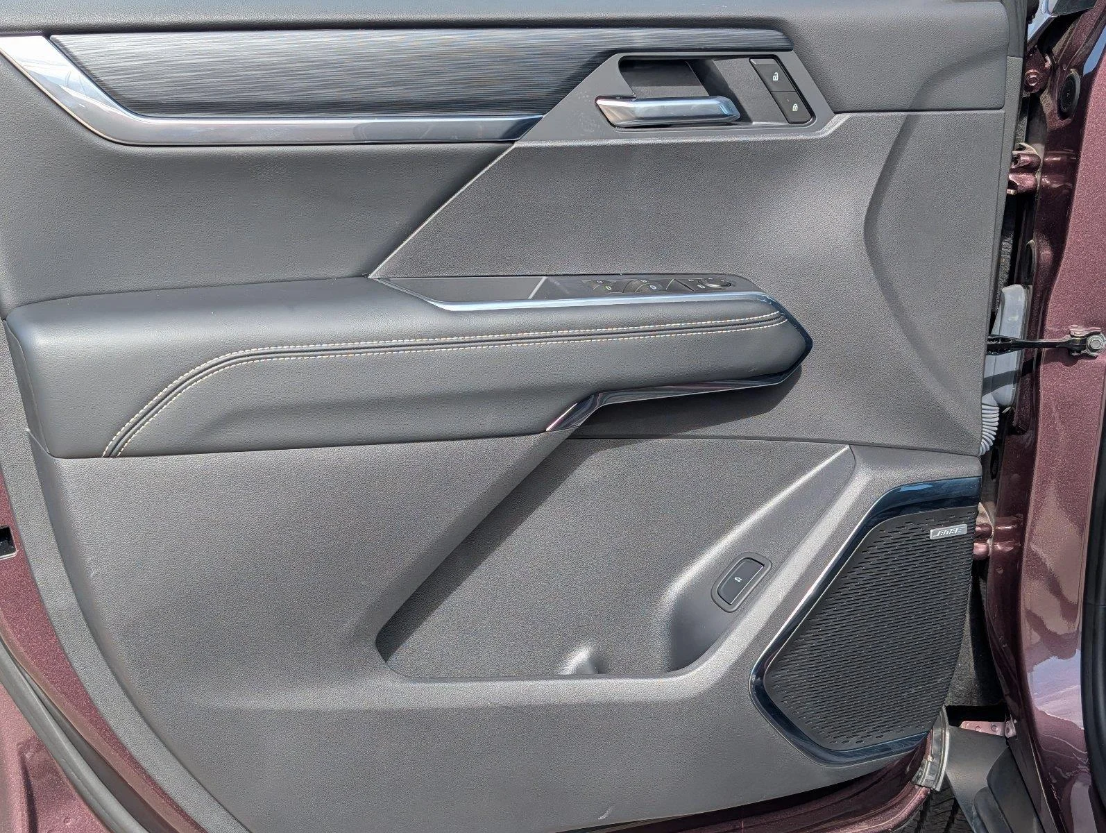 New 2026 Crystal Metallic GMC Elevation image 14