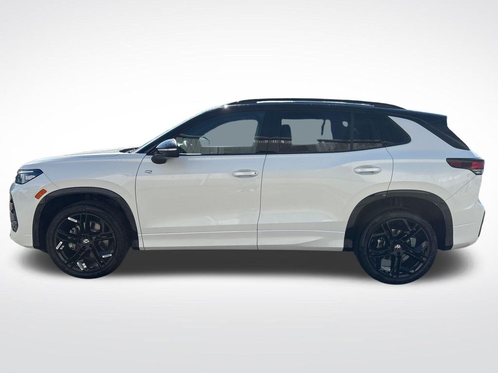New 2026 White/off-white Volkswagen 2.0T SE R-Line Black image 2