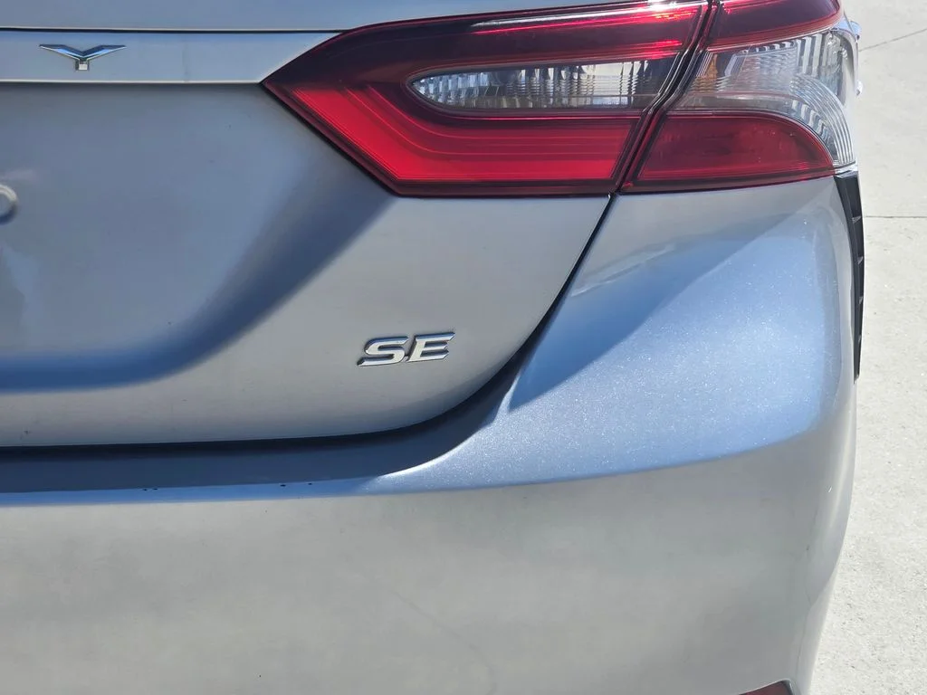 Used 2024  Toyota SE Nightshade image 6