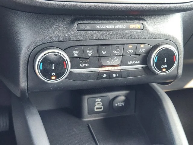 Used 2025 Space Silver Ford Active image 19