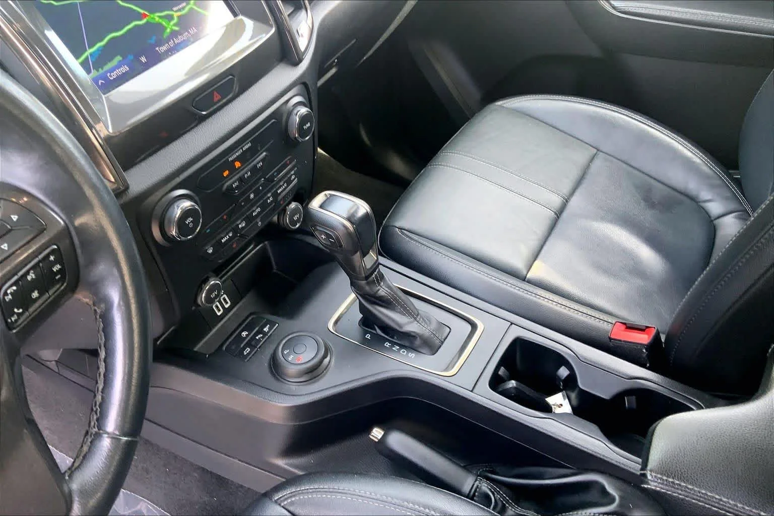Certified Used 2020 Iconic Silver Ford LARIAT image 17