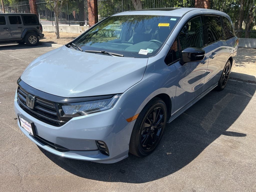 2024 Honda Odyssey SPORT's photo