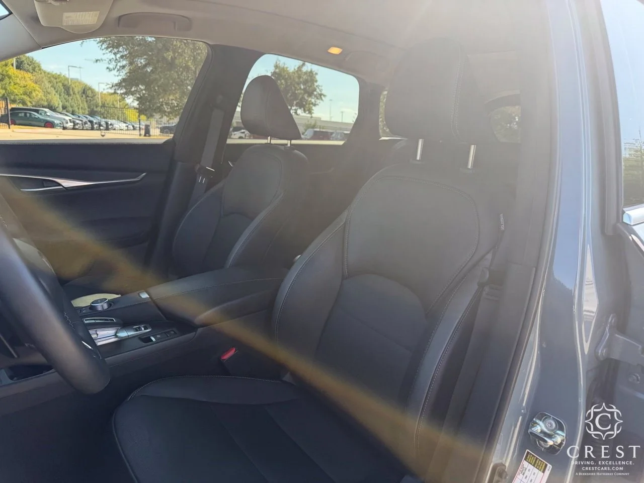 Used 2025 Slate Gray INFINITI LUXE image 12