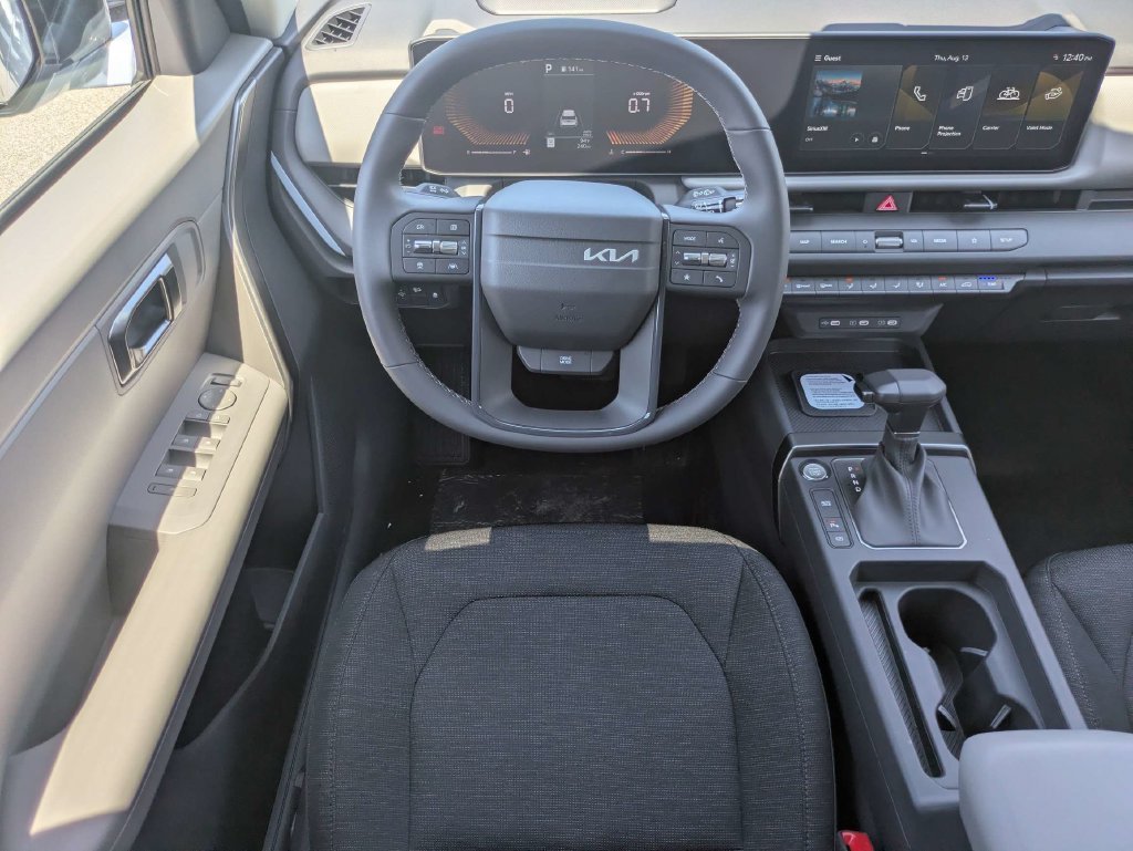 New 2027 Iceberg Green Kia S image 19