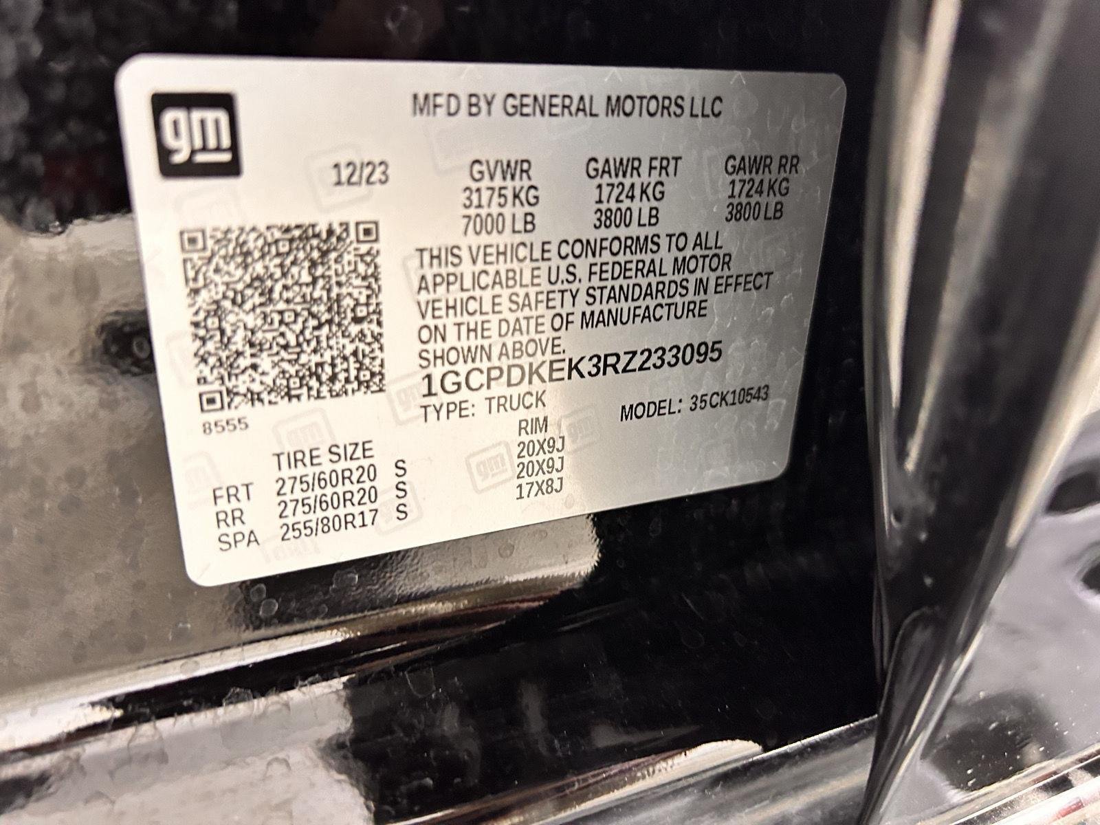 Used 2024 Black Chevrolet LT image 23