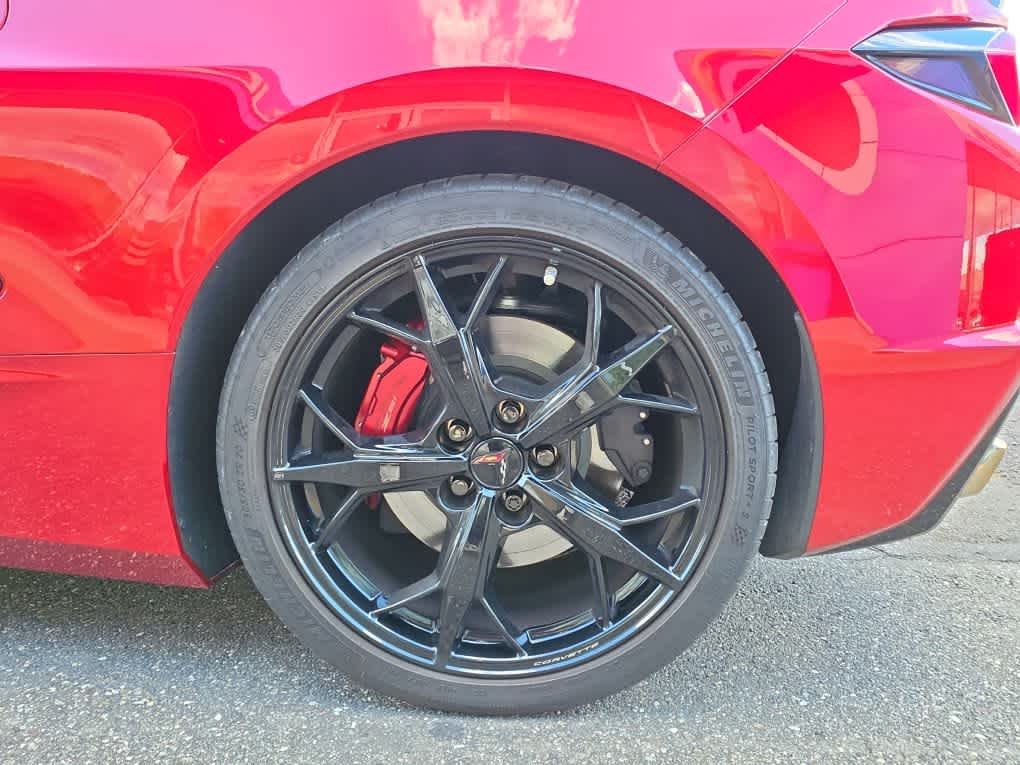 Used 2021 RED MIST METALLIC TINTCOAT Chevrolet 2LT image 18