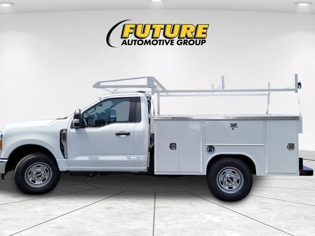 New 2026 Oxford White Ford F-250® XL image 82