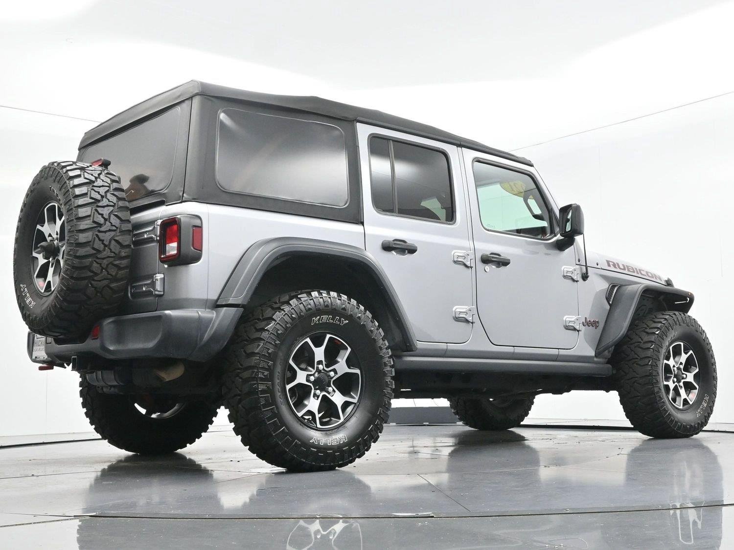 Used 2021 Billet Silver Metallic Clearcoat Jeep Unlimited Rubicon image 44