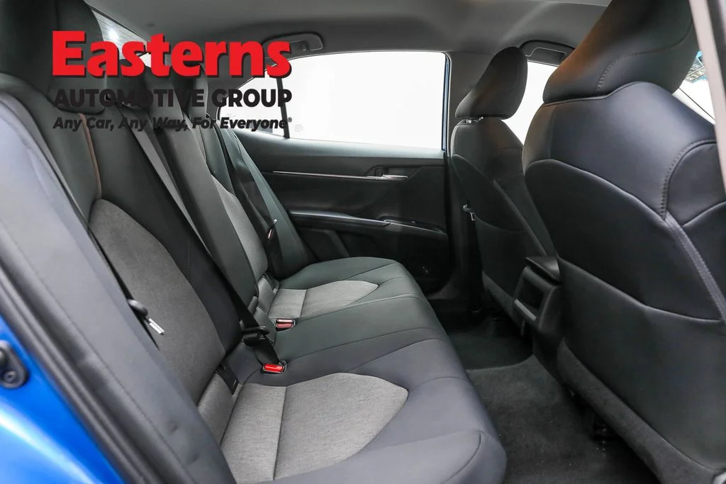 Used 2020 Blue Toyota LE image 21