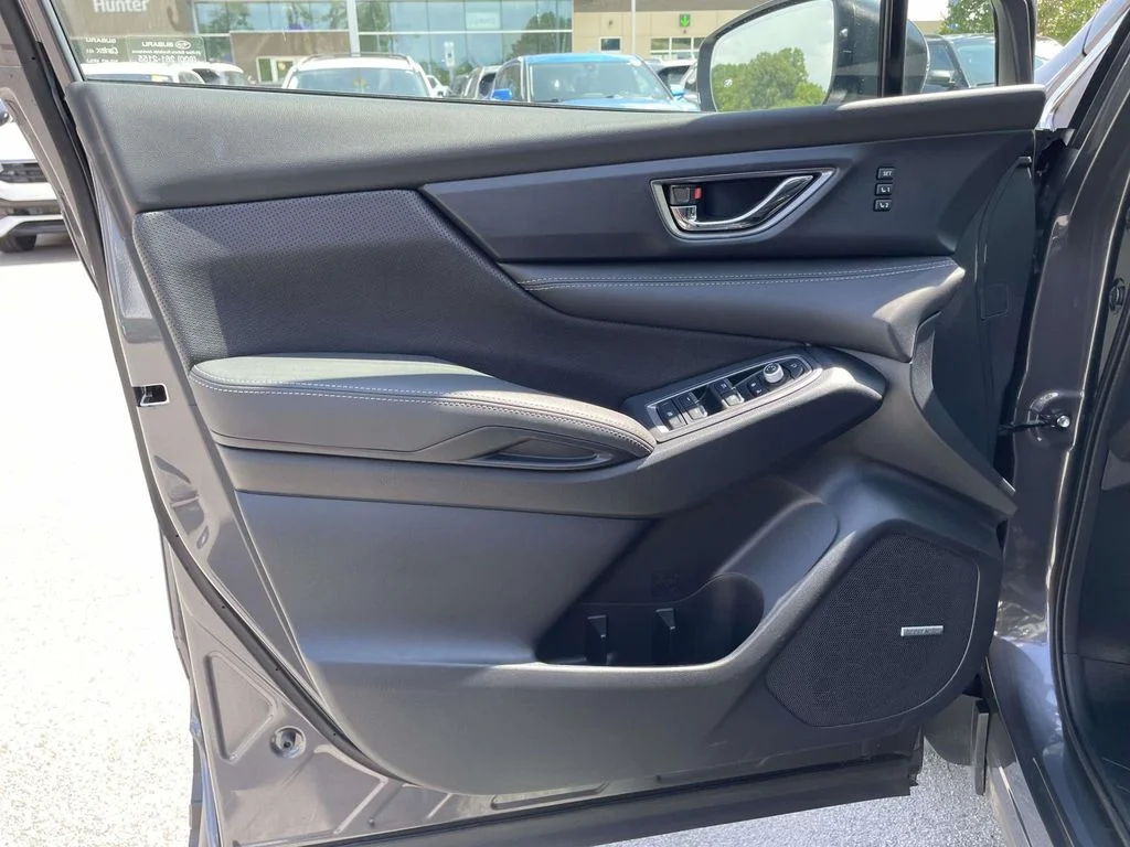 Used 2026 Magnetite Gray Metallic Subaru Limited image 7
