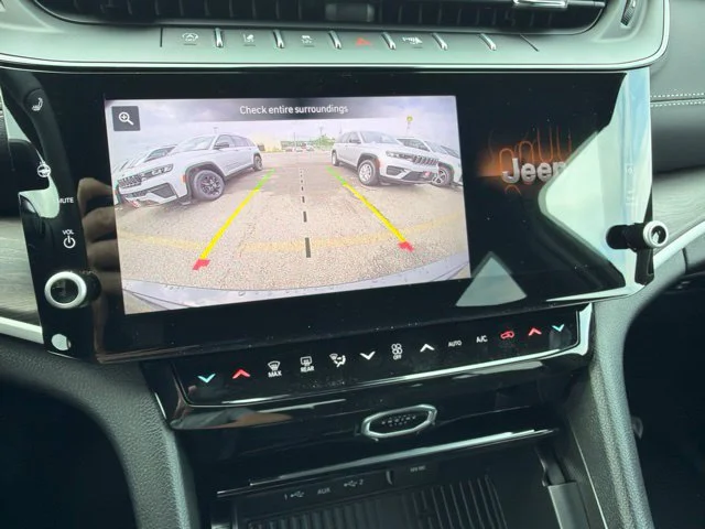 New 2026 Gray Jeep Altitude image 18