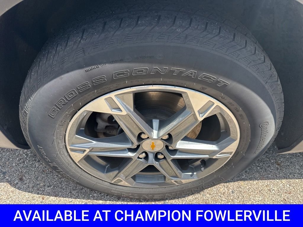 Used 2024 Gray Chevrolet LT image 11