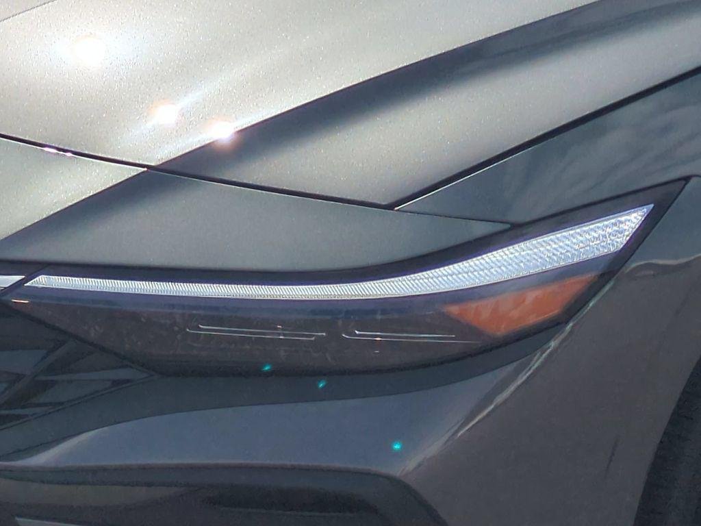 New 2026 Gray Hyundai SEL Sport Plus image 10