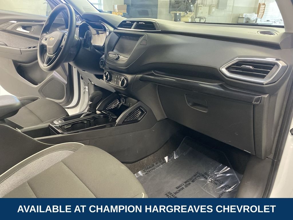 Used 2023 Summit White Chevrolet LT image 37