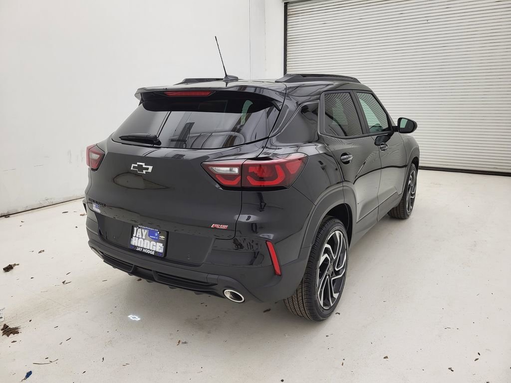 New 2026 Mosaic Black Metallic Chevrolet RS image 14