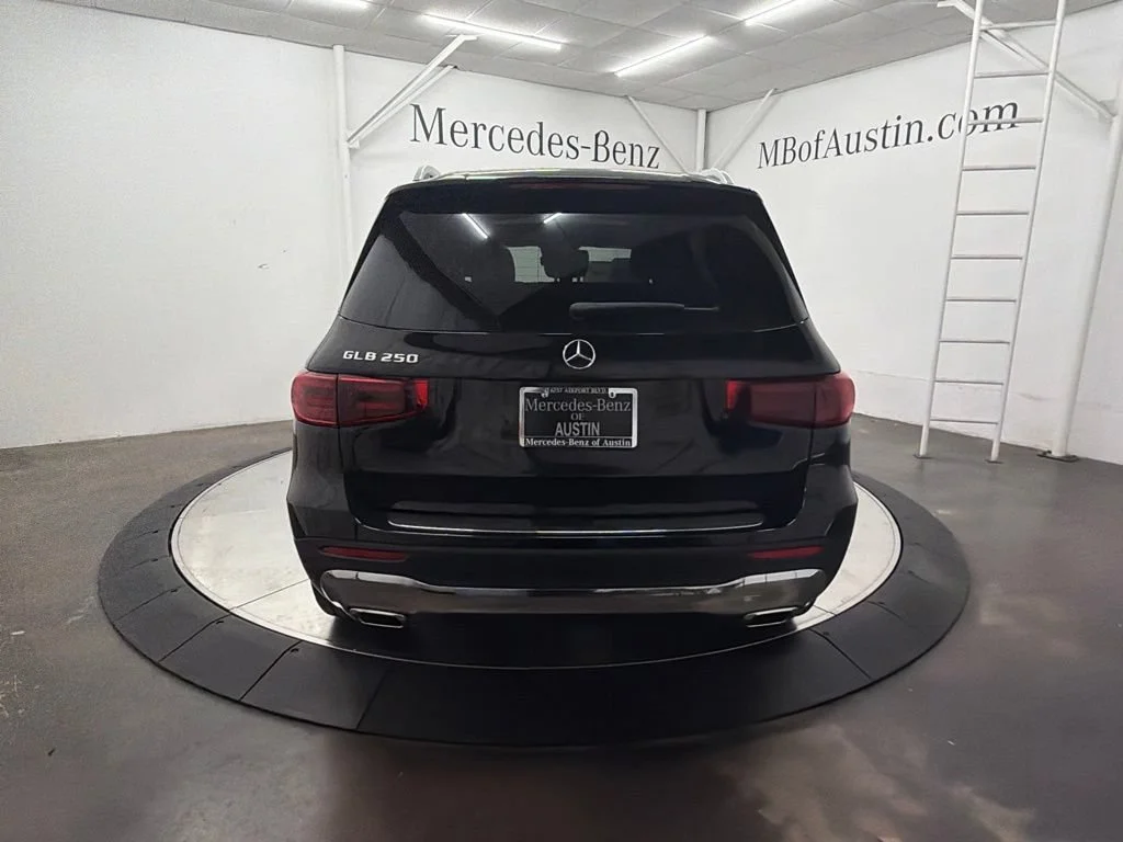 New 2026 Black Mercedes-Benz GLB 250 image 6