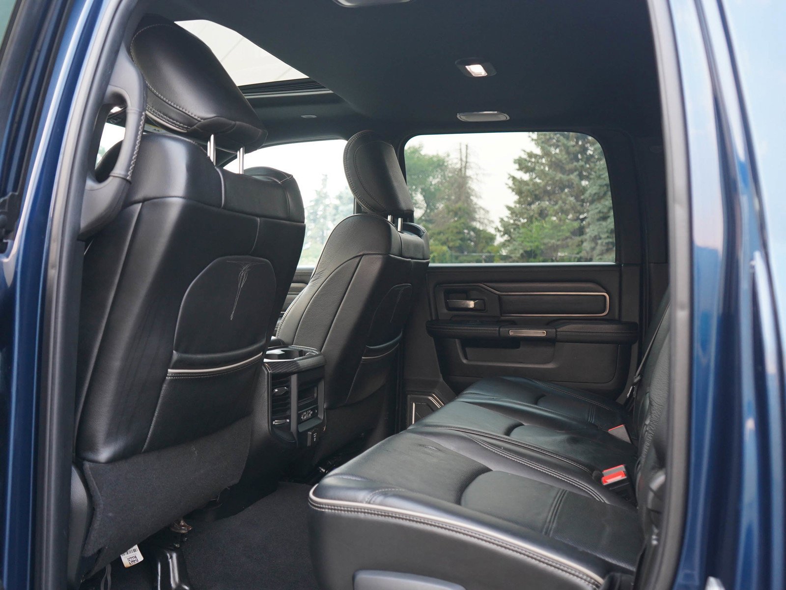 Used 2019 Patriot Blue Pearlcoat Ram Limited image 16