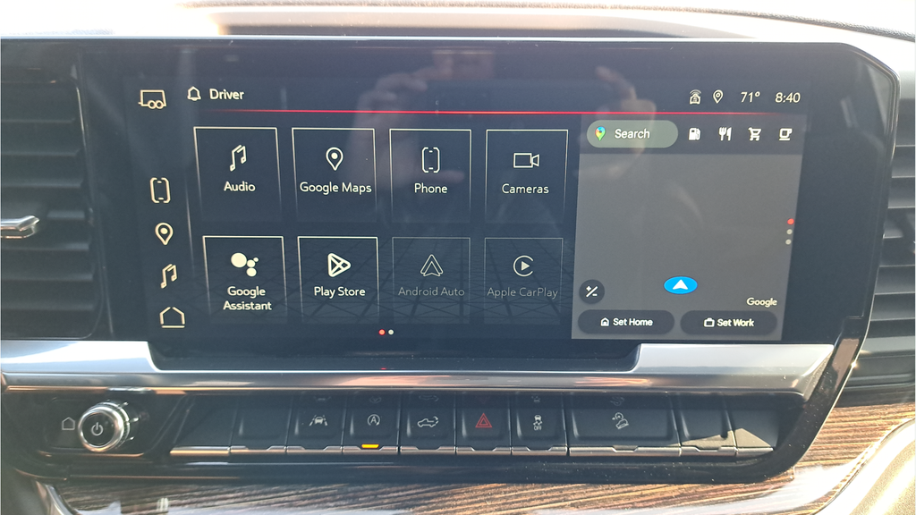 Used 2024 Red GMC Elevation image 20