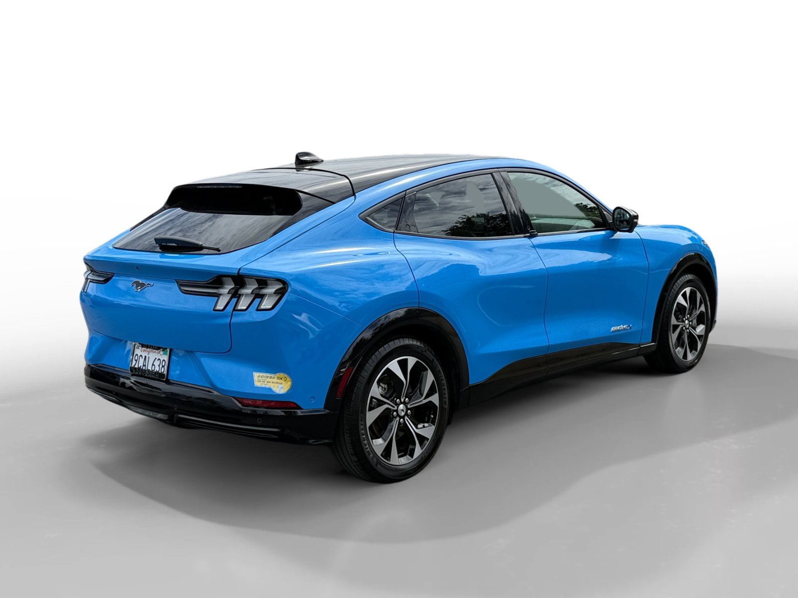 Used 2022 Grabber Blue Metallic Ford Premium image 5