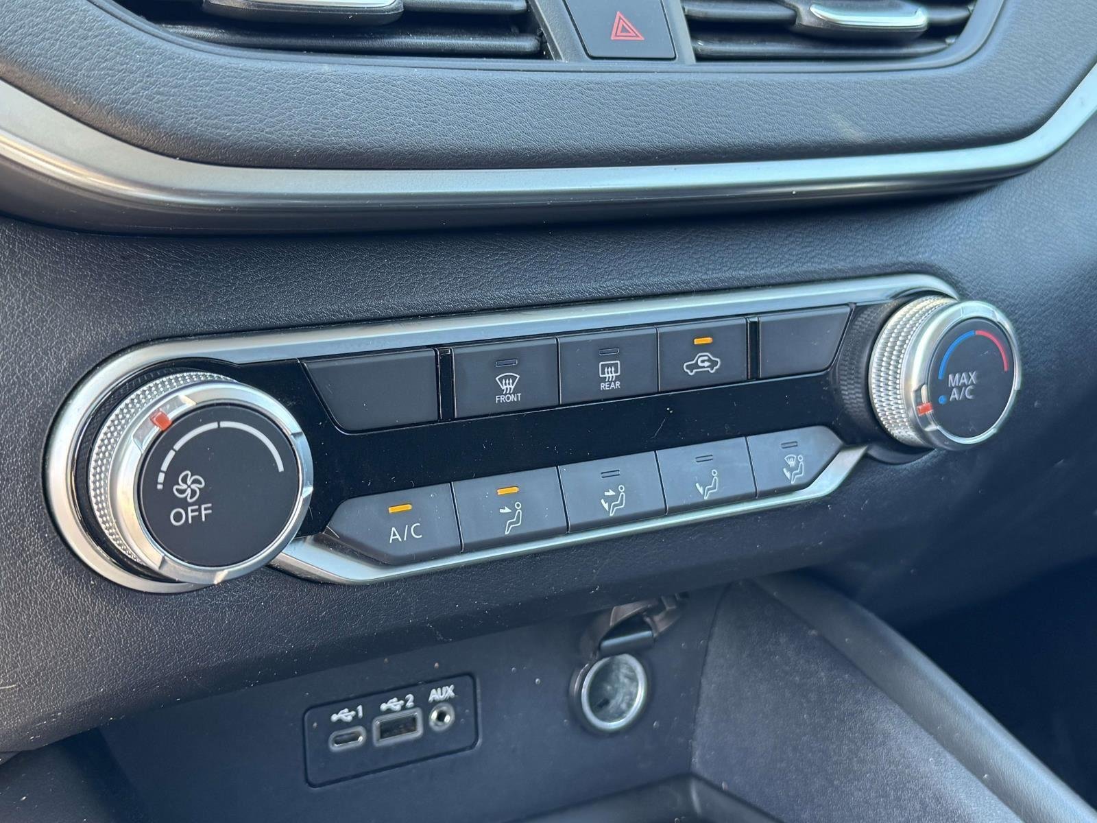 Used 2019 Deep Blue Pearl Nissan 2.5 SR image 5