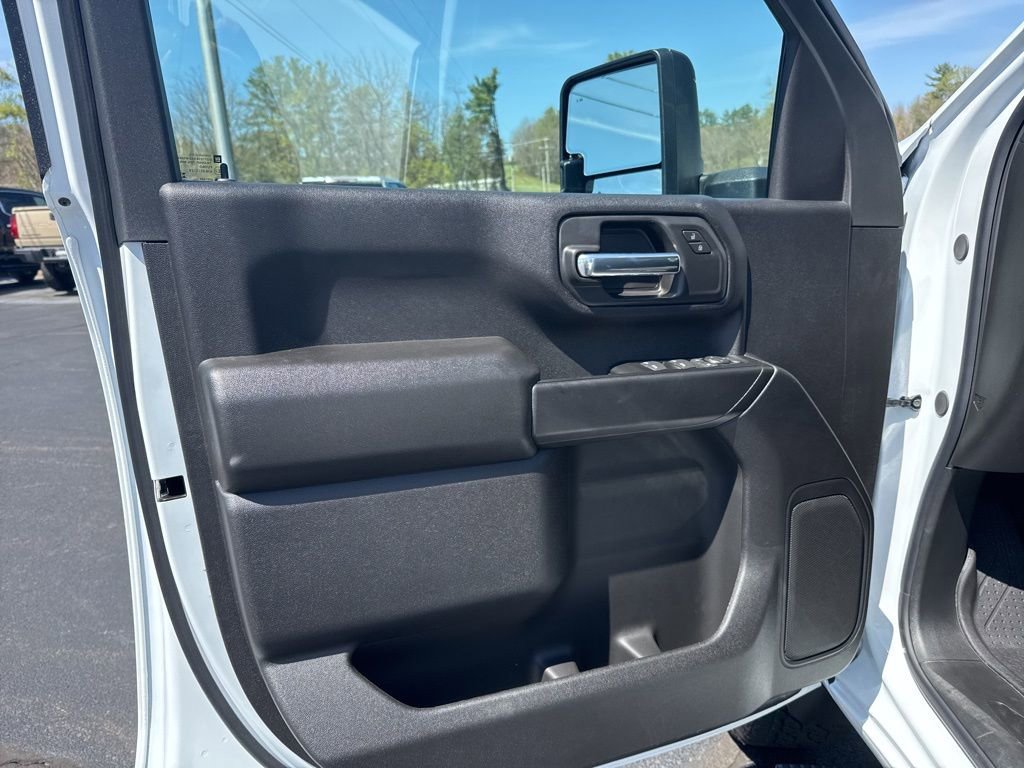2026 Chevrolet Silverado 2500 HD Custom - Photo 12