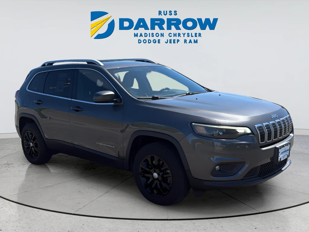 Certified Used 2021 Gray Jeep Latitude Plus image 7