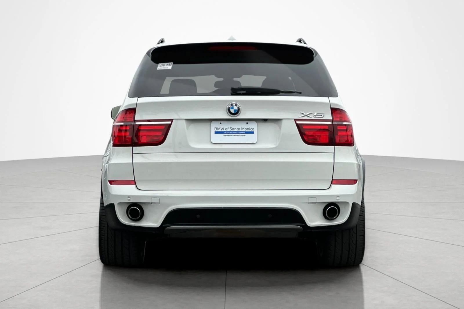 Used 2013 Alpine White BMW xDrive35i Sport Activity image 4