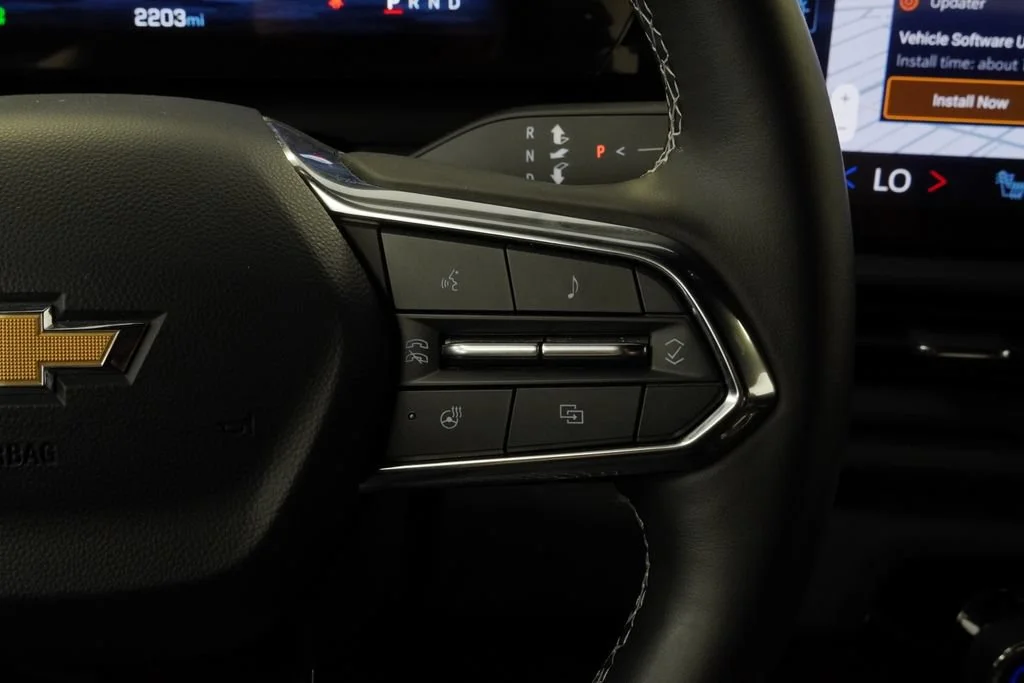 New 2026 Riptide Blue Metallic Chevrolet LT - Extended Range image 19