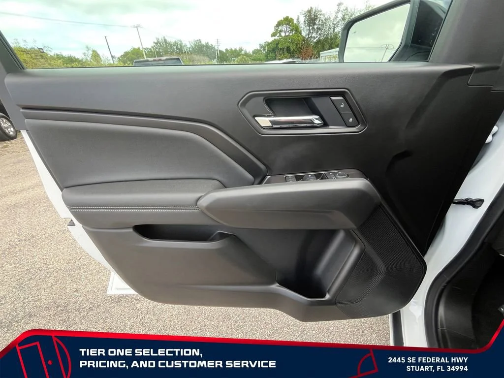 New 2026 Summit White GMC Elevation image 22