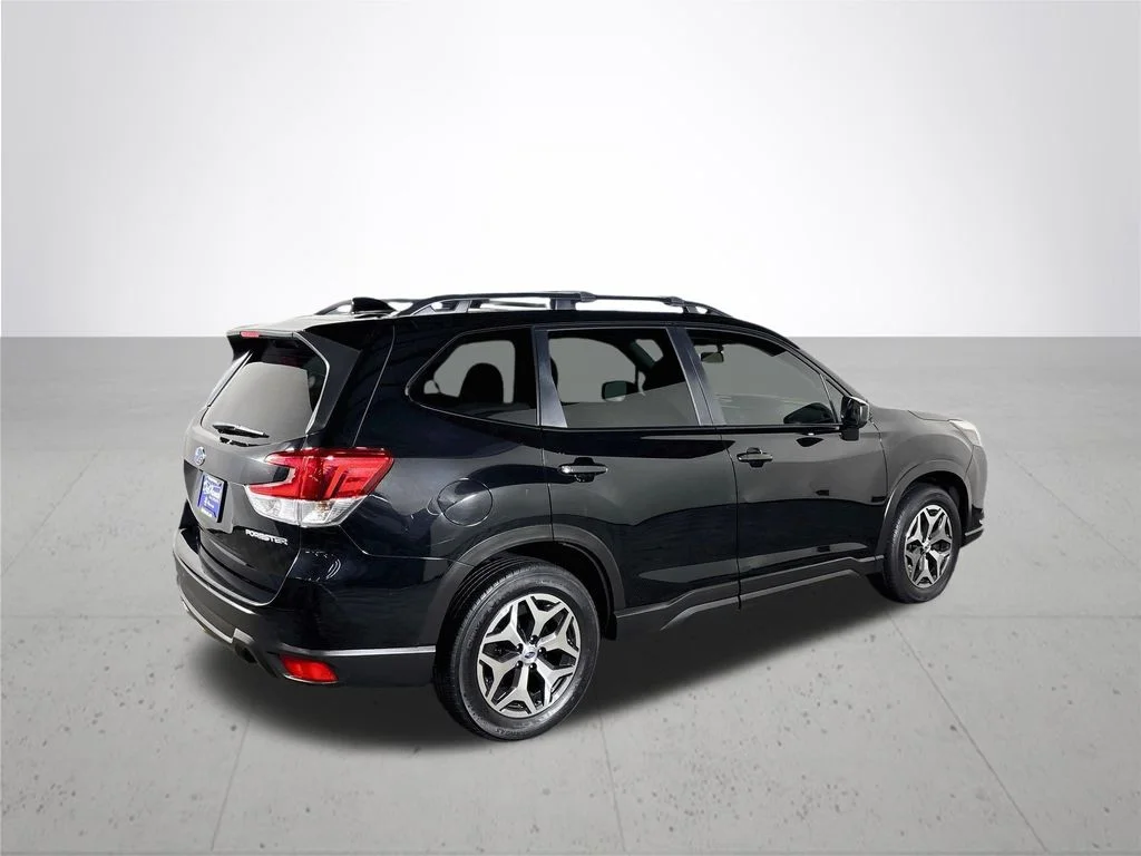Used 2023 Black Subaru Premium image 6